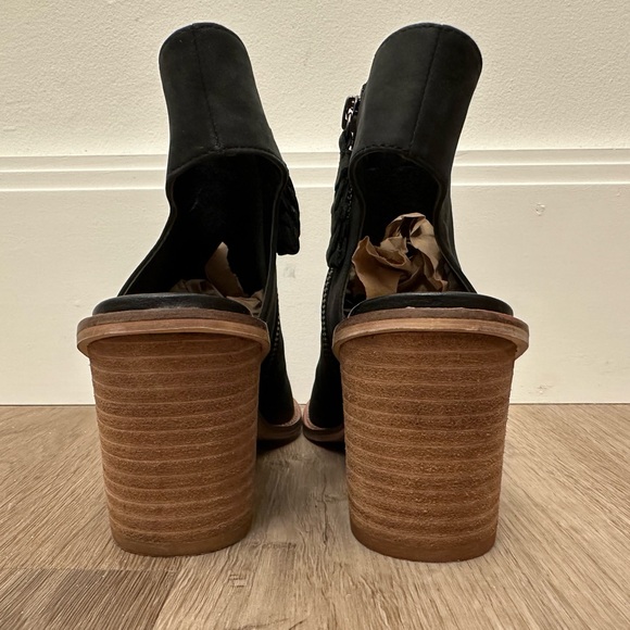 NWOT Chinese Laundry Peep Toe Booties Size 6.5 in Black - Picture 4 of 6